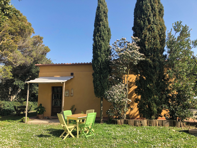 Exterior & Views, Agriturismo Cappellese, Livorno