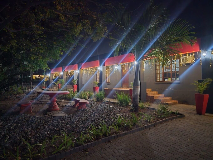Exterior & Views 2, Bothabelo Lodge, Mopani