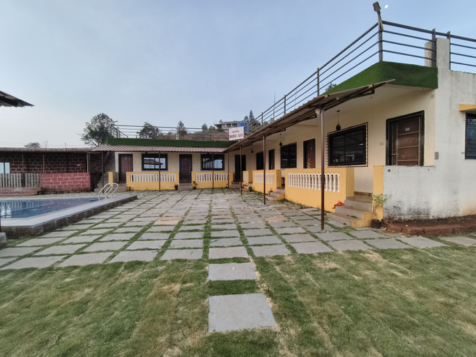 Front of property, Sahyadri Farmhouse Mahabaleshwar, Satara