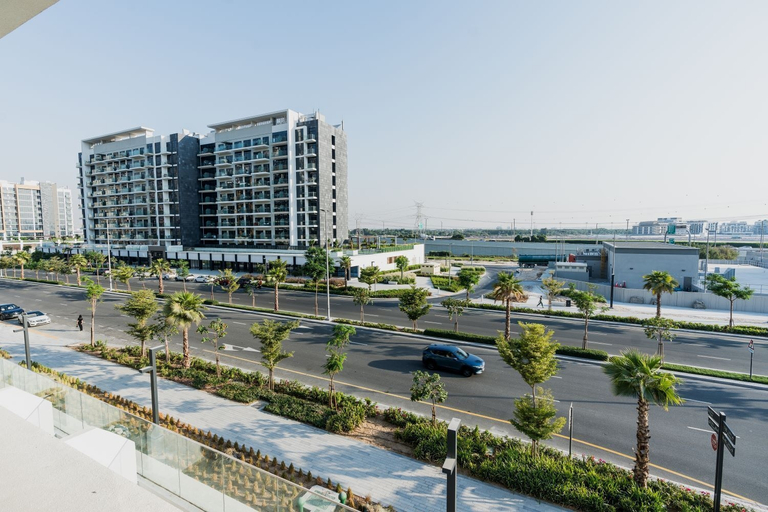 View from property, Nasma Luxury Stays - Azizi Riviera 44, Dubai