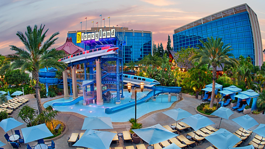 Sport & Beauty 2, Disneyland® Hotel, Orange