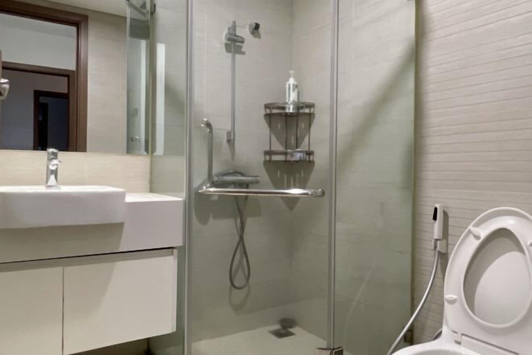 Room 4, Warm 4-Bedroom Apartment At Vinhomes Skylake, Từ Liêm