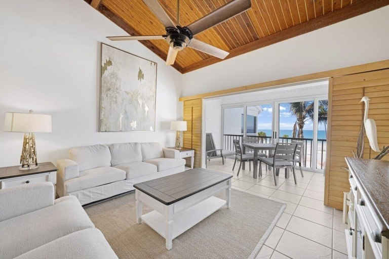 Living area 4, South Seas Beach Villa 2538 3 Bedroom Condo, Lee