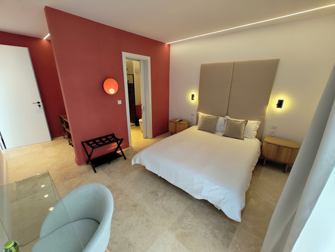 Bedroom 4, Alba