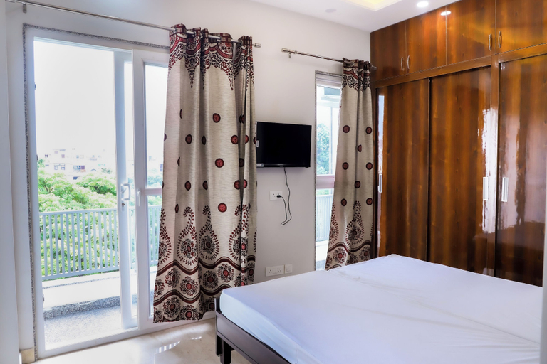 Room 2, ASHOK VATIKA, Delhi