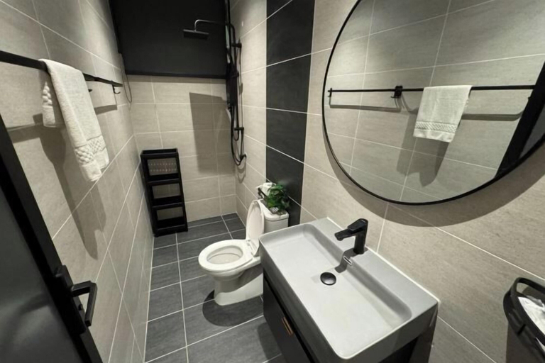 Bathroom 3, Ruma Langkawi, Langkawi