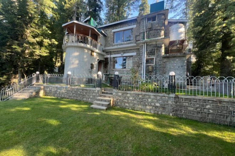 Interior 5, Hillside Heaven House, Hazara