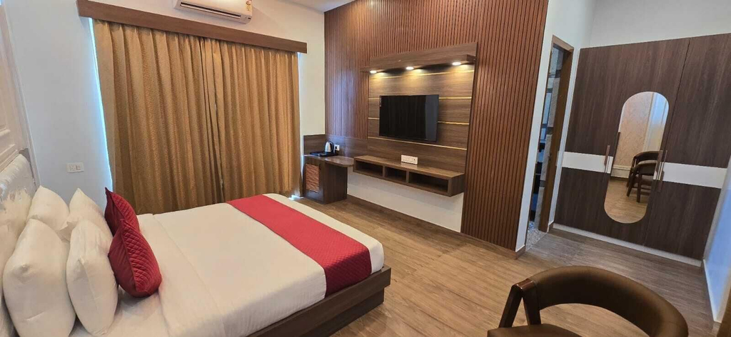 Room 2, Evergreen Resort And SPA The Lychee, Nainital