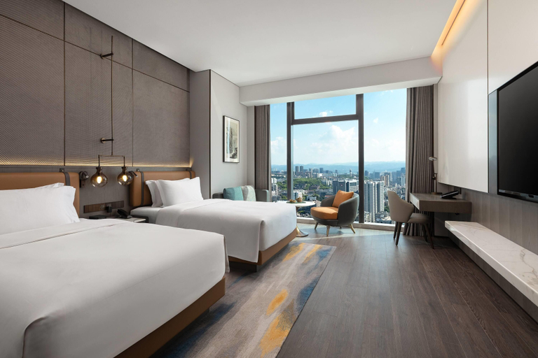 View from room 2, Wyndham Grand Yichang Riverside, Yichang
