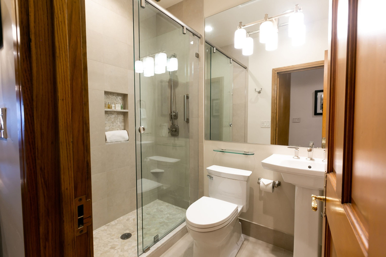 Bathroom 3, Luxury Three Bedroom Suite with Three Kings 3 Suite, Summit