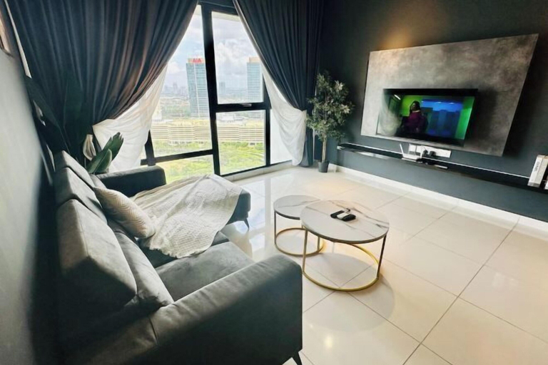 Living area 4, Mosaic 3Bedroom Dark Elegance with Bathtub 8-13pax, Johor Bahru