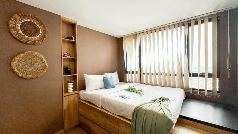 Interior 3, Earth Toned Studio Apartment Collins Boulevard, Tangerang