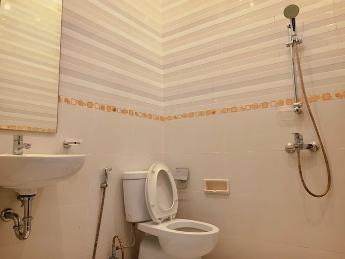 Bathroom 5, Griya Nuansa Syariah, Sukoharjo