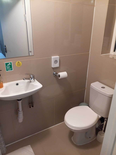 Bathroom 3, Studio 24-Free Private Parking, Portsmouth