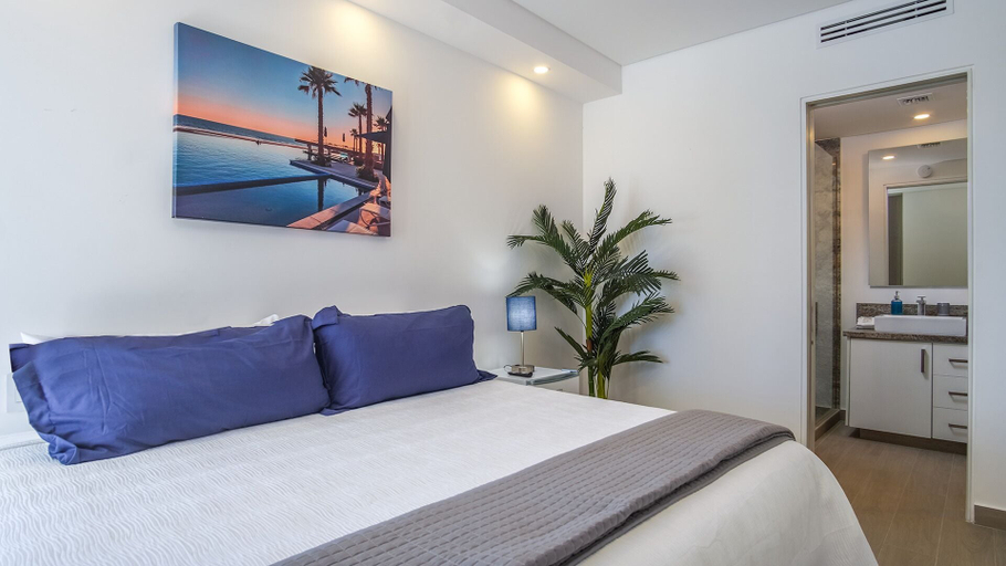 Room 5, Breathtaking 2 Bedroom Condominium, Puerto Peñasco