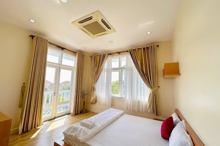 Room 2, 4 bedroom Seafront Soan Villa - Sealinks Mui Ne, Phan Thiết