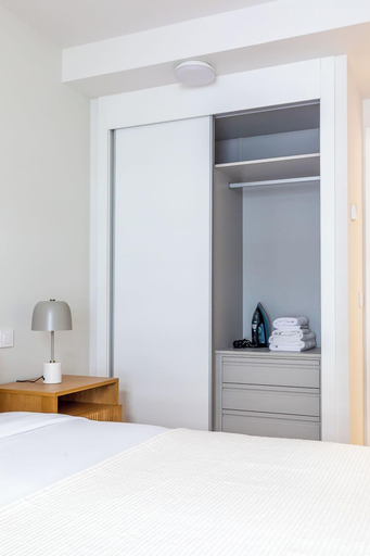 Bedroom 3, Caterina Madrid Rio, Madrid