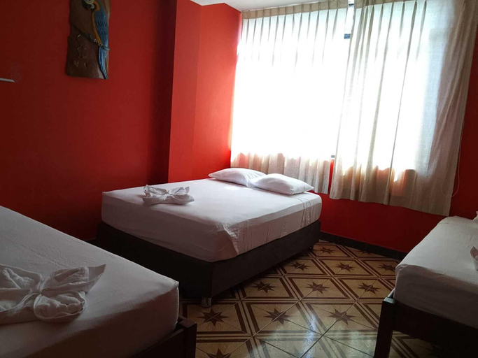 Room 3, Plaza Jungle Hostel, Tambopata