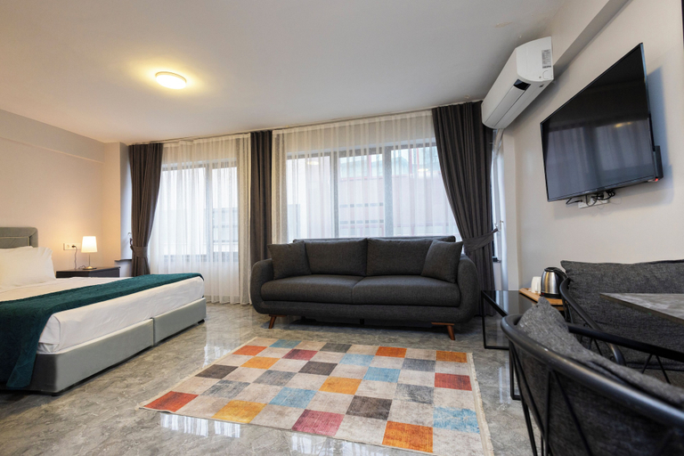 Room 3, Obishu Hotel, Beyoğlu