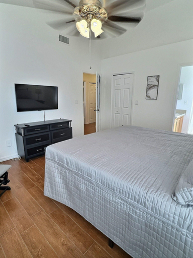 Room 4, 3-bedroom Apartment Minutes From Disney, Osceola