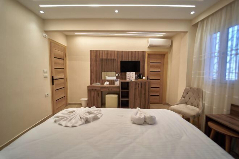 Bedroom 3, The Palace Pyramids Boutique Hotel, Al-Ahram
