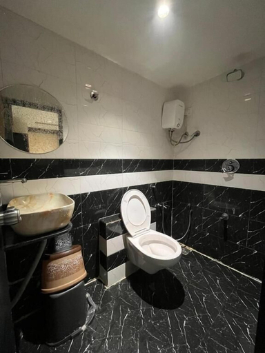 Bathroom, Hotel Prime View, Ahmadabad