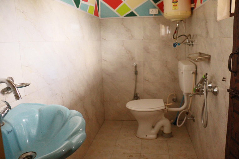 Bathroom 3, Himalaya View Resort, Nainital