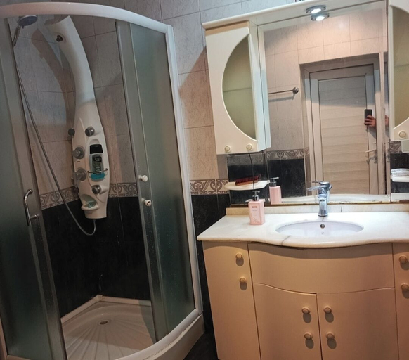 Bathroom 4, Freestyle Hostel Baku, Baku