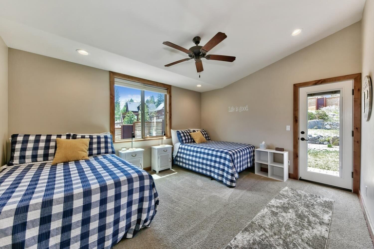 Room 2, 1008c Mountain View Retreat 5 Bedroom Home, El Dorado