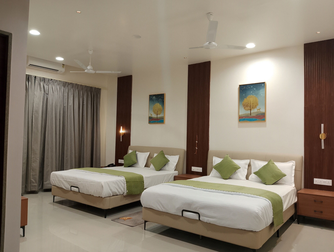 Room 3, Hotel Mountain Paradise, Sirohi