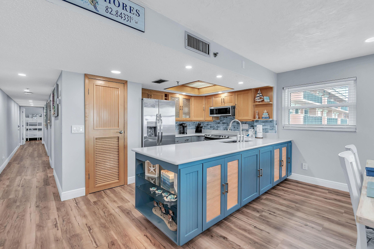 Private kitchen 3, The Pointe #401, Pinellas