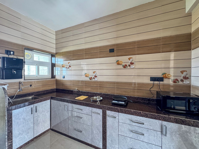 Private kitchen 3, RK Homes Service Apartments, South Goa