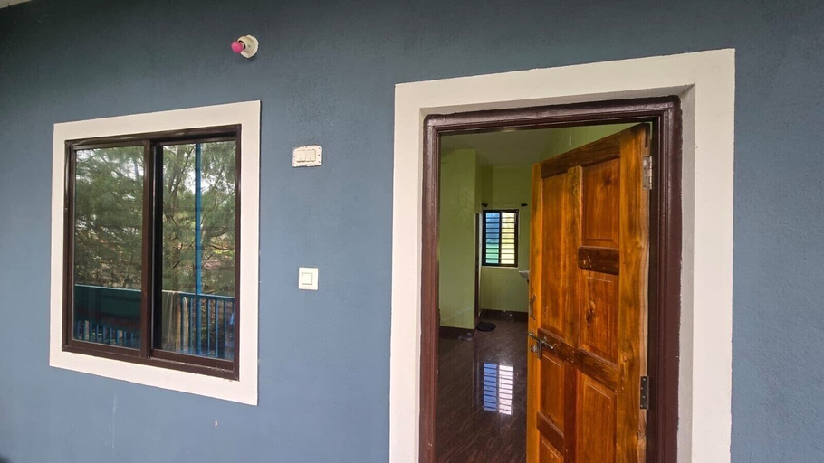 Living area 3, Omisha Beach Stay, Uttara Kannada
