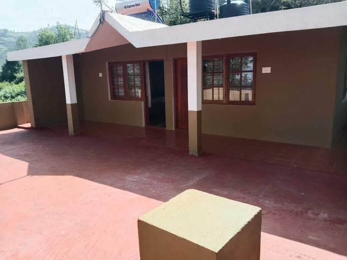 Front of property 3, Hotel Shree Homestay, The Nilgiris