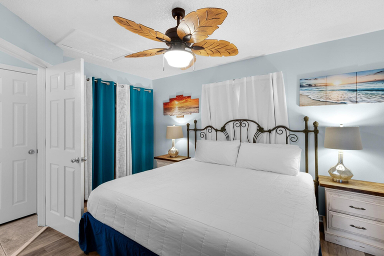 Bedroom 2, Gulf Island 232 - Sunset Suite, Escambia