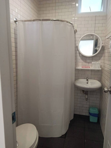 Bathroom 3, Keerana Villa, Buang Sam Phan