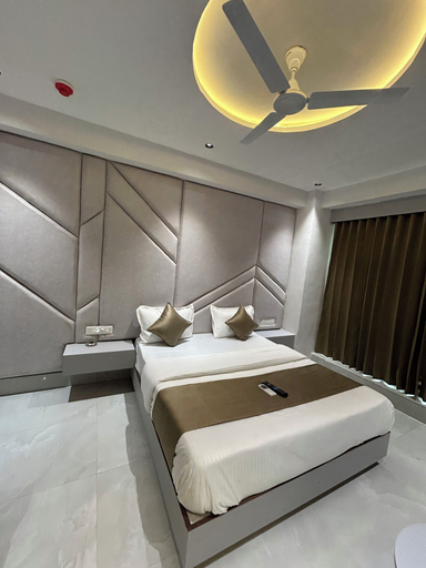 Room 3, Hotel Prime Town, Ahmadabad