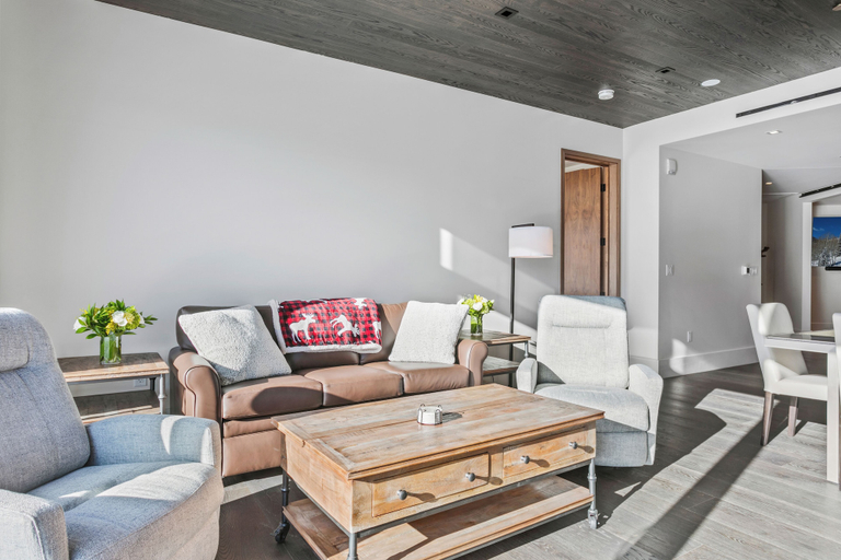 Living area 4, Argent at Deer Valley Resort - Two Bedroom Deluxe #401 2 Condo, Summit