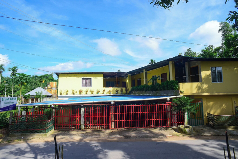 Front of property 3, Brishti Bilash Guesthouse, Moulvibazar