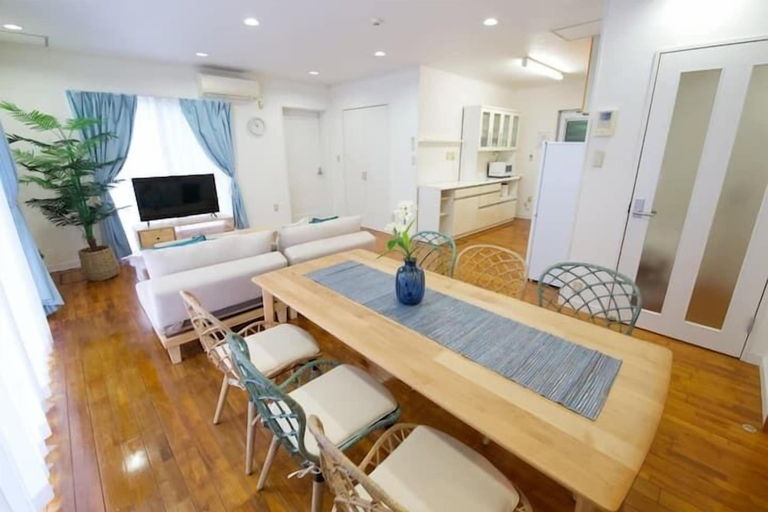 Living area 2, Ao no ie, Nakijin
