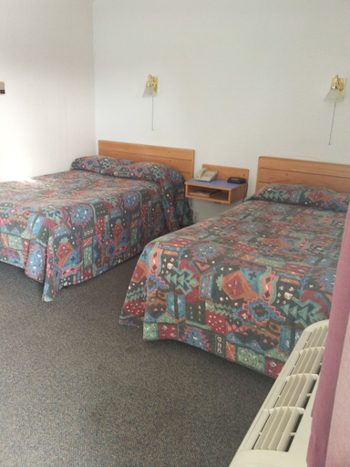 Bedroom 2, Westwind Motel, Division No. 8