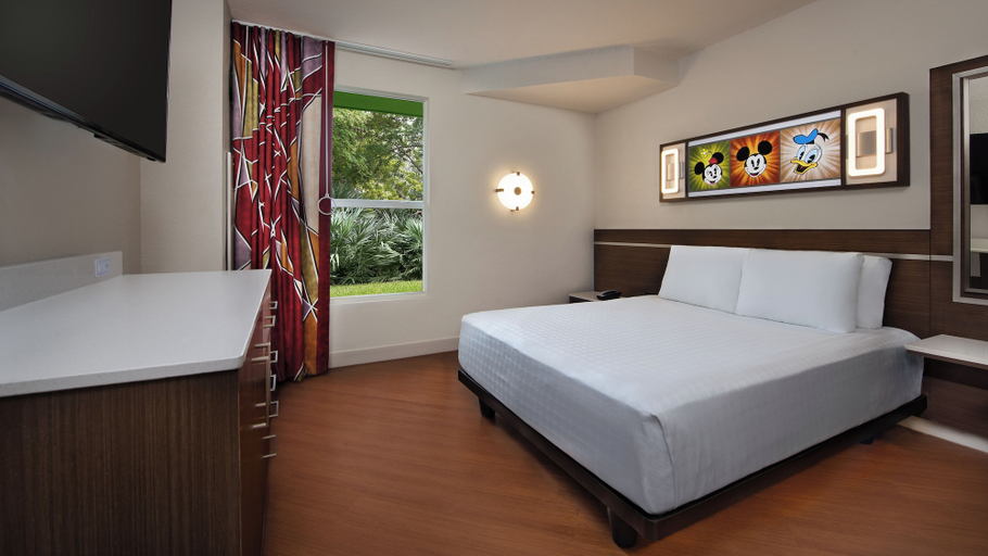 Bedroom 2, Disney's All-Star Music Resort, Osceola