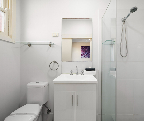 Bathroom, Prickly Pear Stays in Mayfield West, Newcastle - Inner City