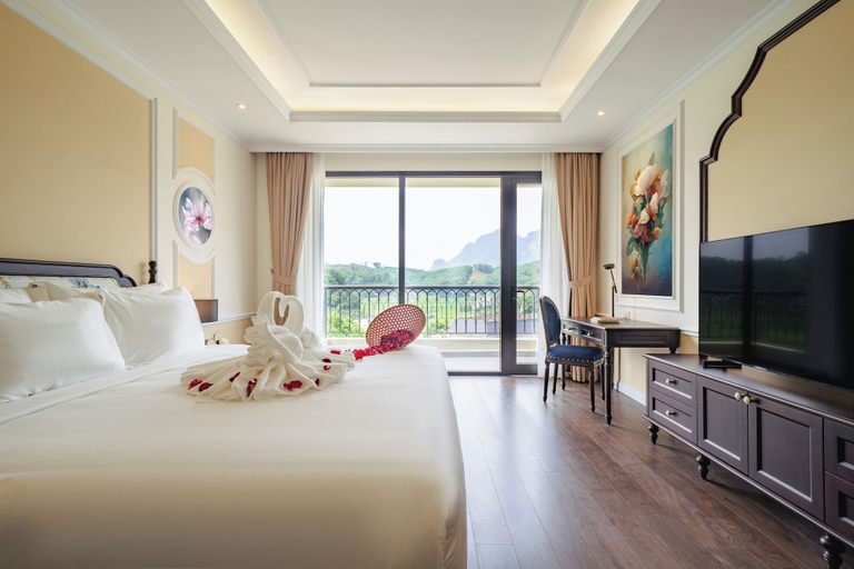 Room 2, Venusgiti Hot Spring Resort & Spa, Kim Bôi