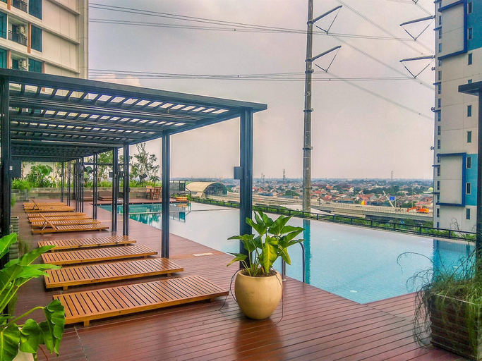 Pool 5, Simple White Designed Studio At Lrt City Bekasi Apartment, Bekasi