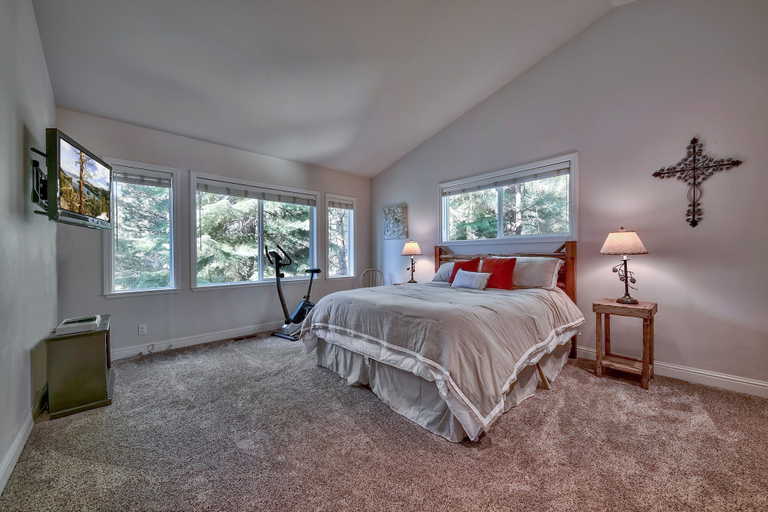 Room 4, 1272g Where Eagles Fly 3 Bedroom Home, El Dorado
