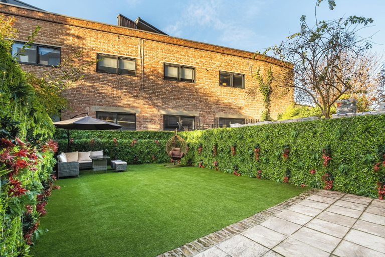 Exterior & Views 2, LONDONERS│Fabulous Four Residence, London