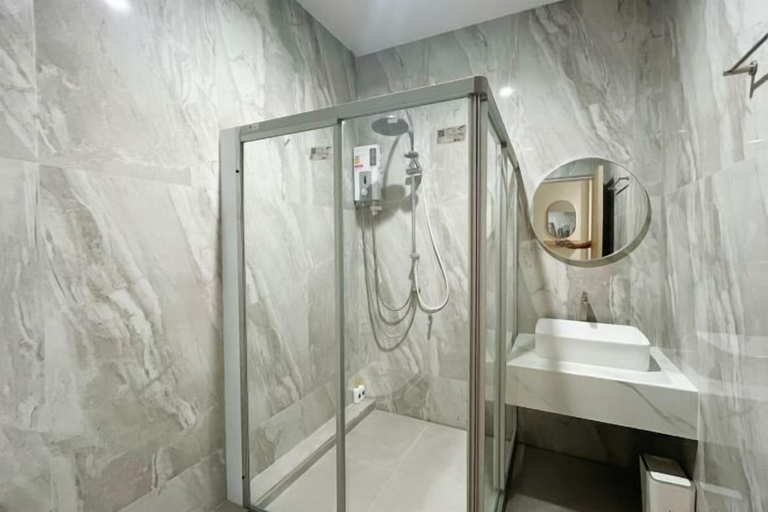 Bathroom 3, Sleeping Shine by DeliZia Homestay (9-10 Persons), Muang Satun