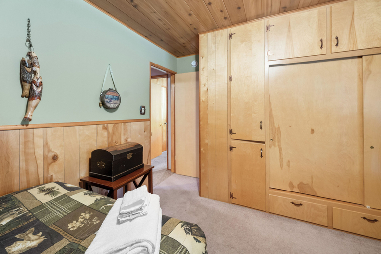 Room 4, All in Cabin, San Bernardino
