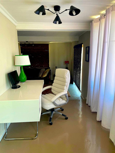 Others 5, Mount Road Suites, Nelson Mandela Bay